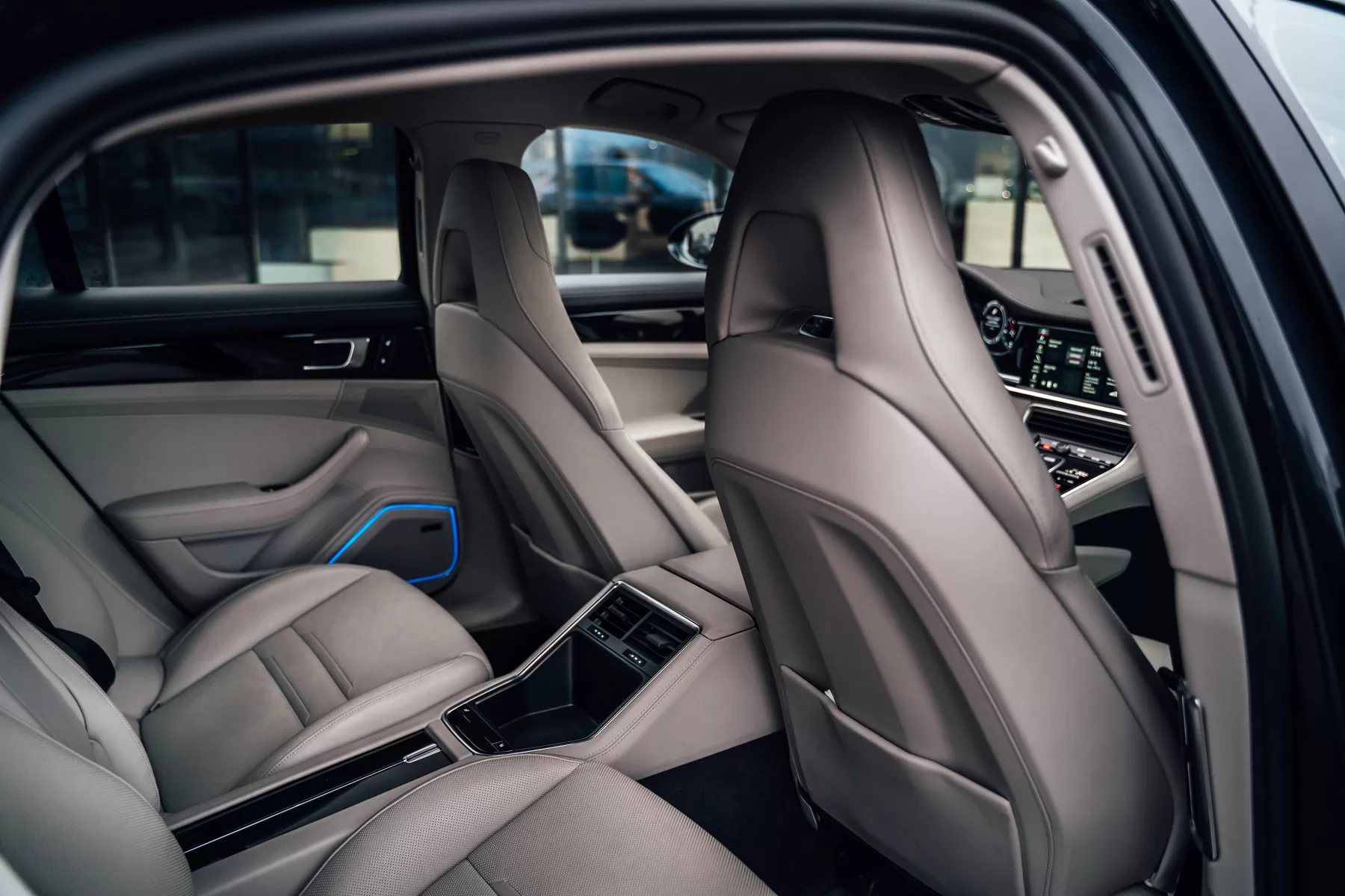 Panamera 4